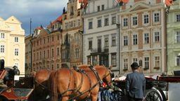 Find cheap flights to Prague
