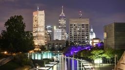 Indianapolis hotels near Indiana State Museum