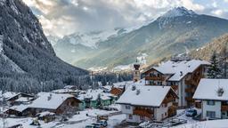 Campitello di Fassa hotel directory