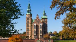 Find cheap flights to Copenhagen