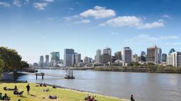 Find cheap flights from Hamilton to Brisbane