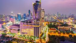 Bangkok hotels near Siam Paragon