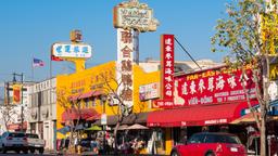 Find cheap flights from Auckland to Los Angeles