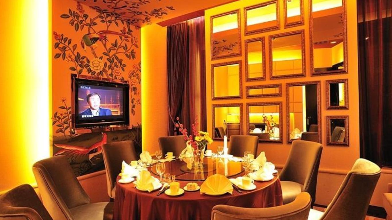 Hohhot Pinnacle Hotel