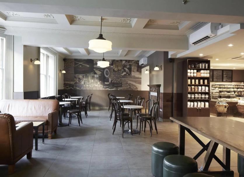 Restaurant Photo