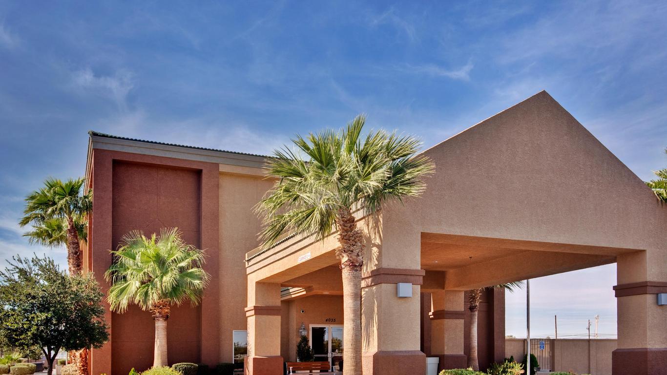 Holiday Inn Express Las Vegas-Nellis, An IHG Hotel