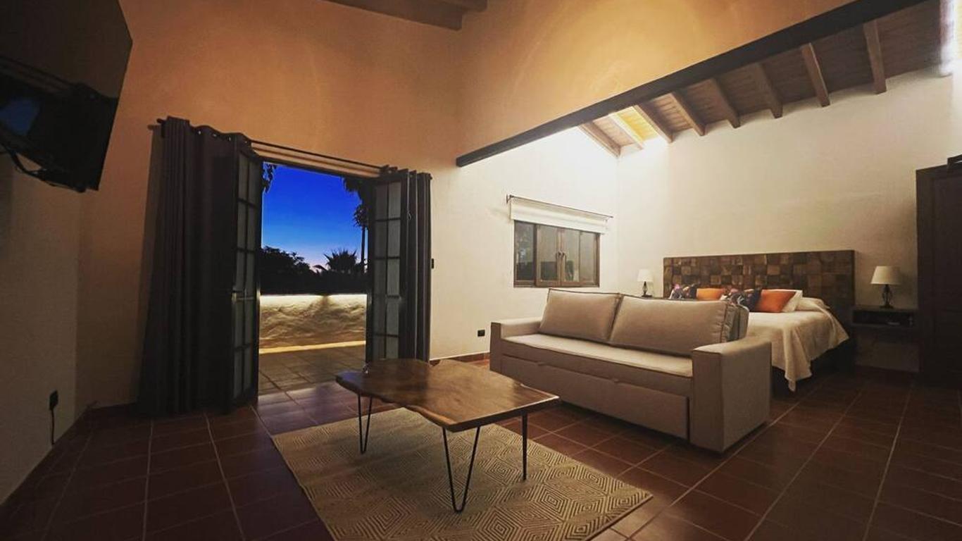 Casa Aliz
