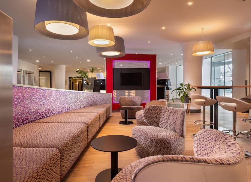 Lounge Photo
