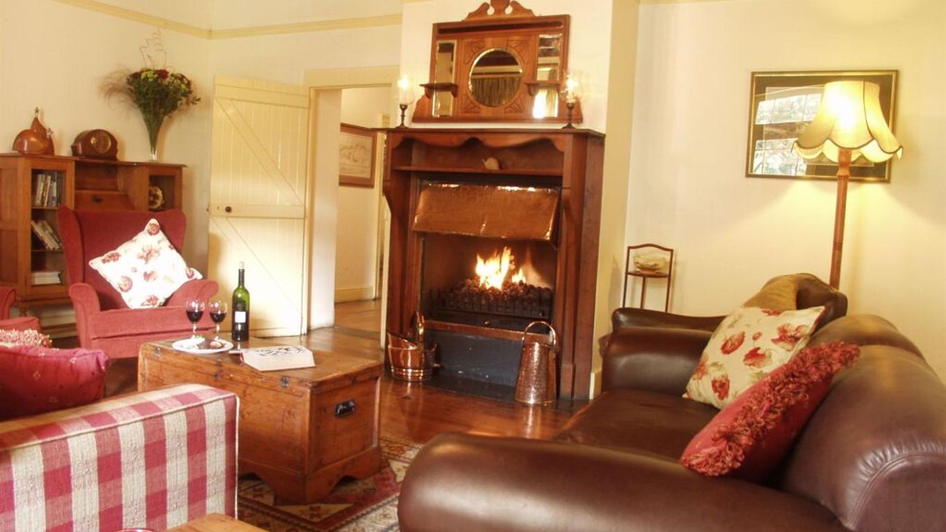 Belvidere Manor Lagoonside Cottages