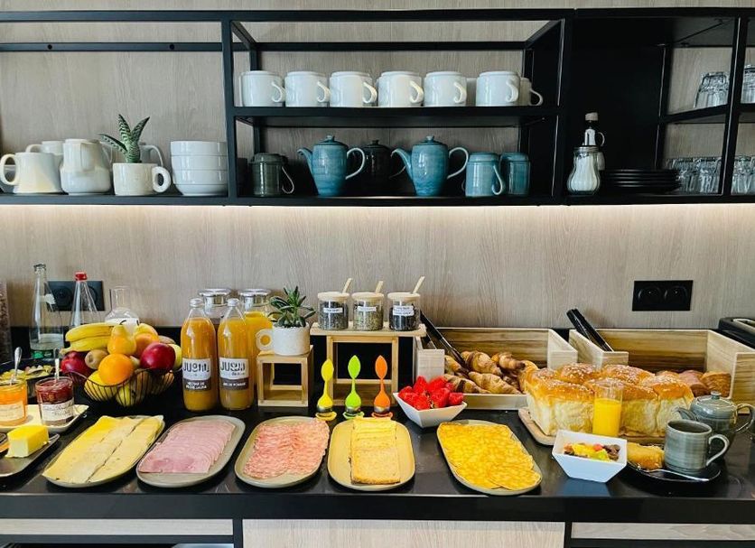 Buffet Photo