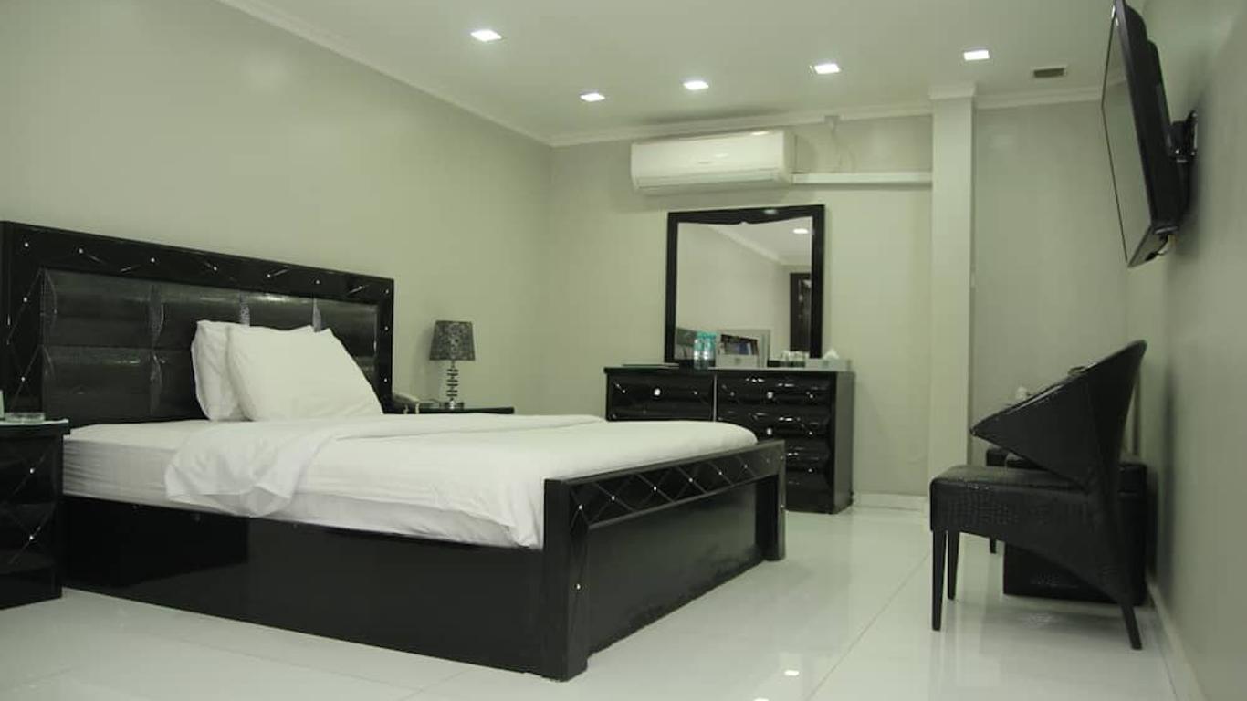White Fort Hotel