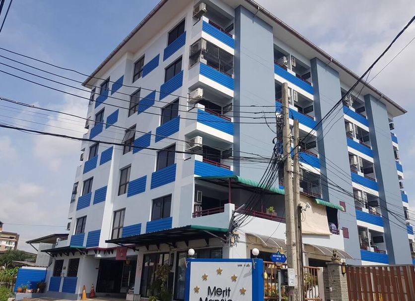 Building Photo