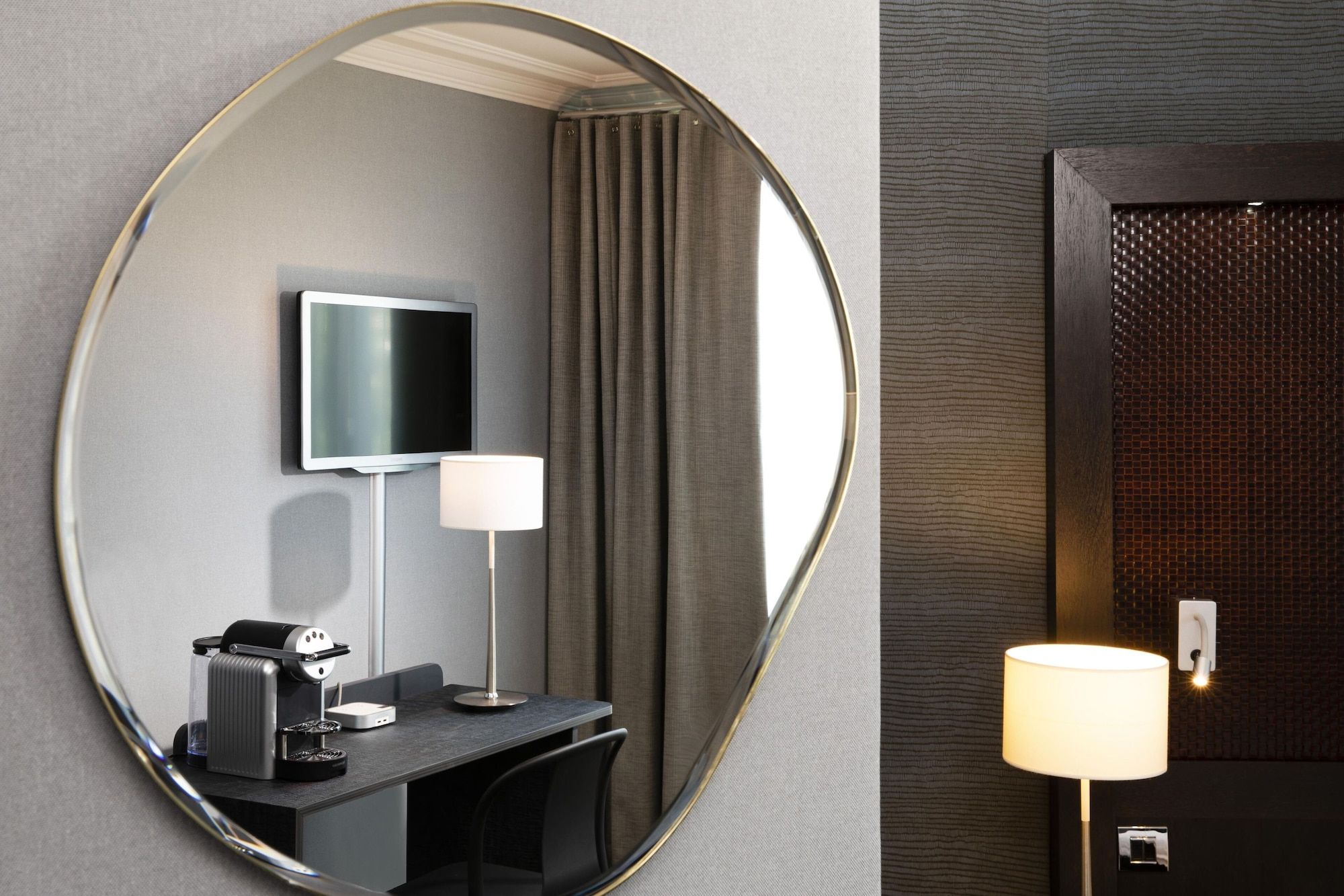 Room amenity