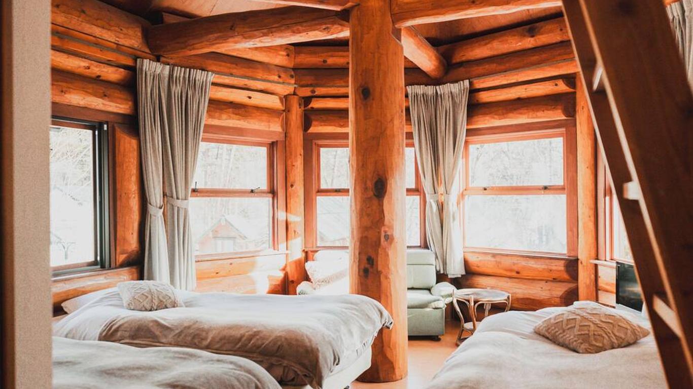 Hakuba Pension & Log Hotel Meteor