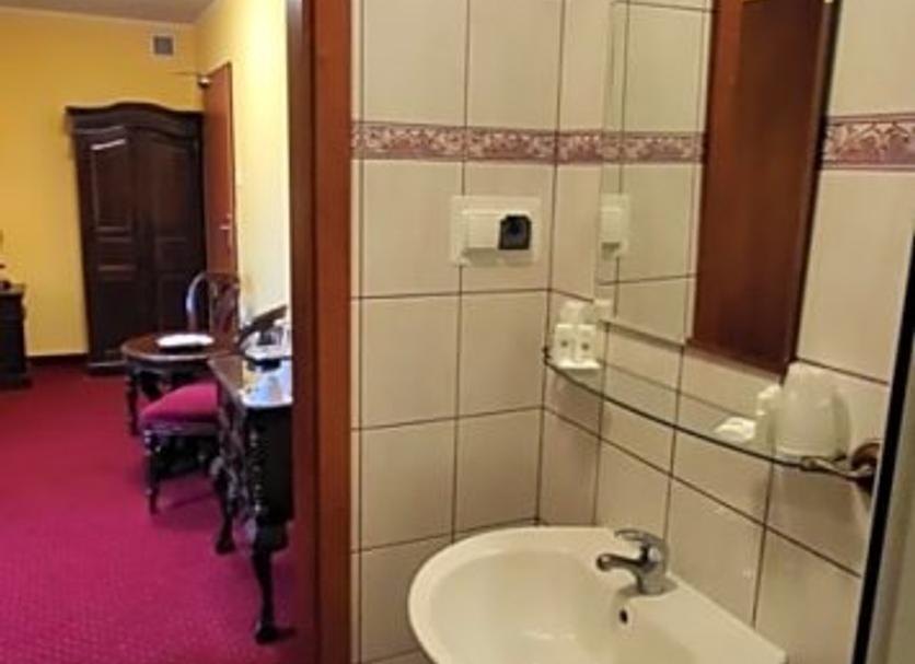 Bathroom Photo