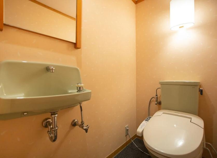 Bathroom Photo