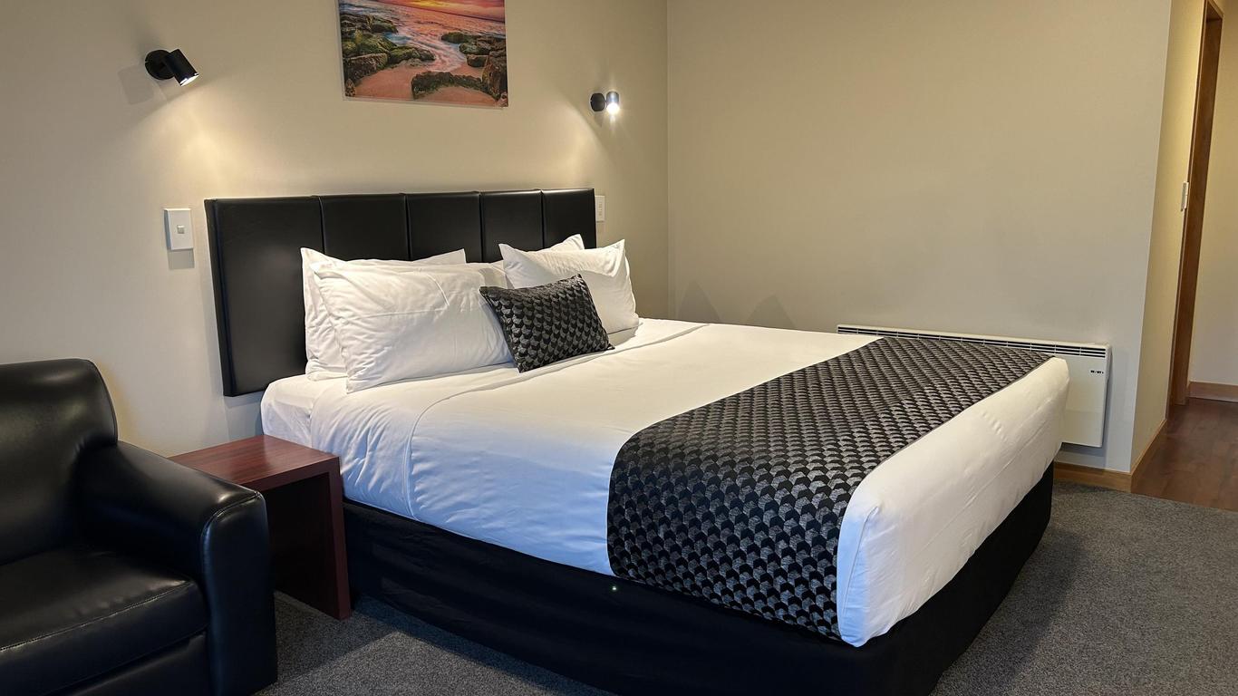 Shelby Motor Lodge