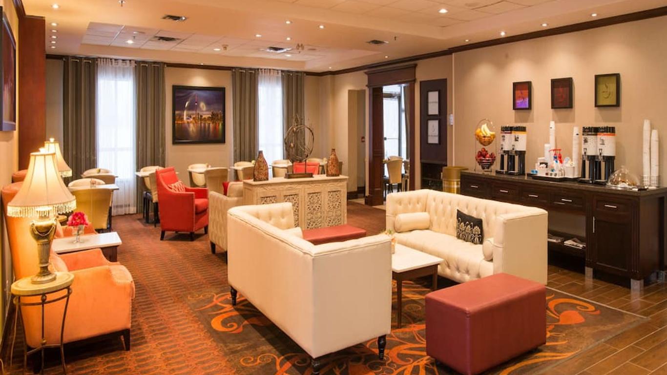 Hampton Inn by Hilton Toronto-Mississauga West