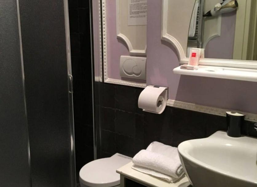 Bathroom Photo