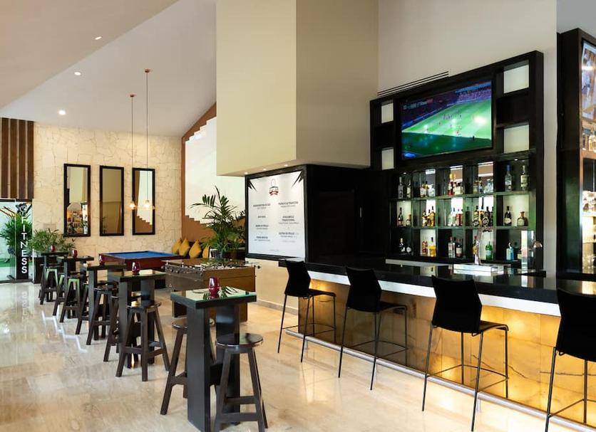 Bar Photo