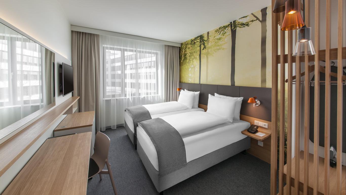 Holiday Inn Munich - Leuchtenbergring, An IHG Hotel