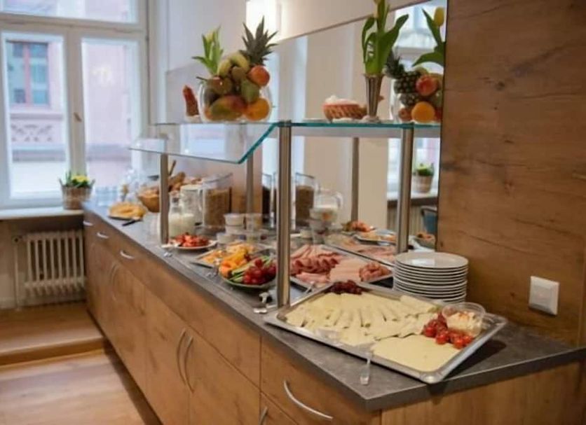 Buffet Photo