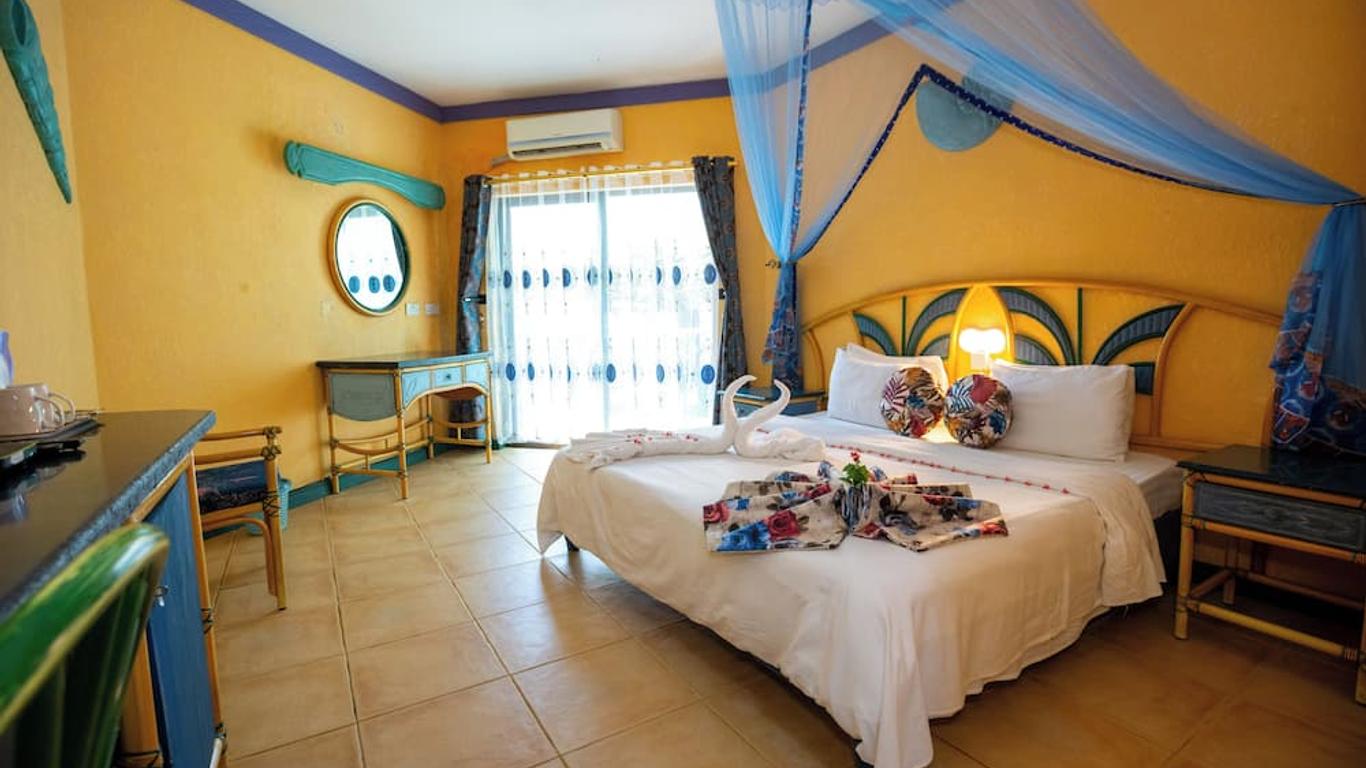 Beachcomber Hotel And Resort