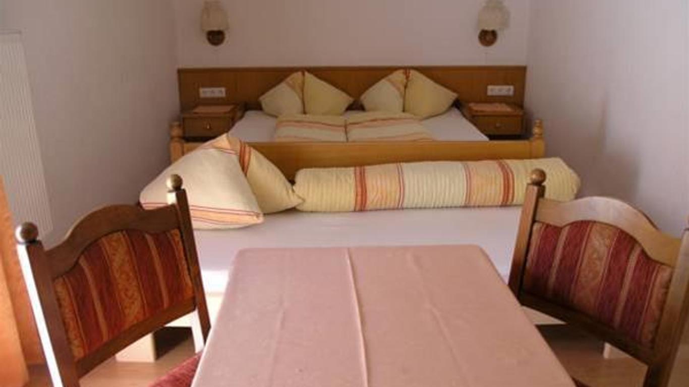 Haus Felsneck