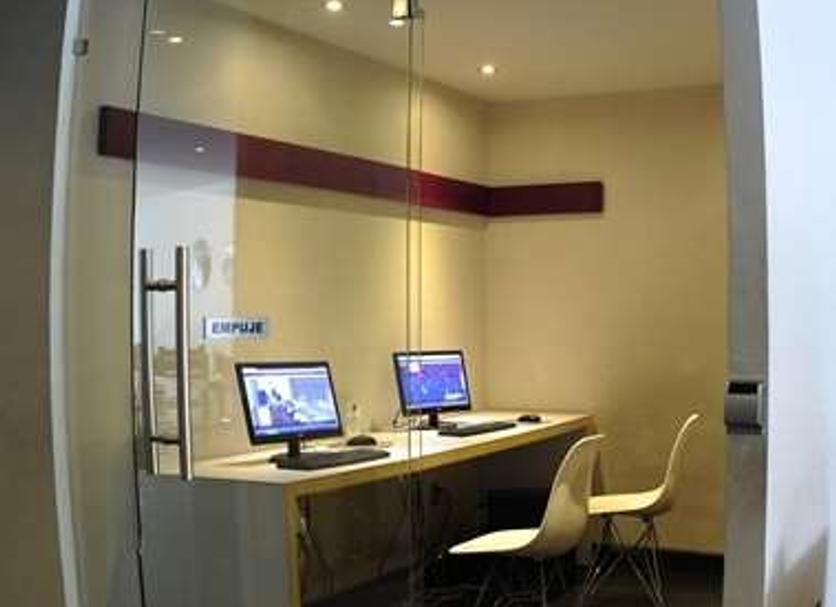 Business centre Photo