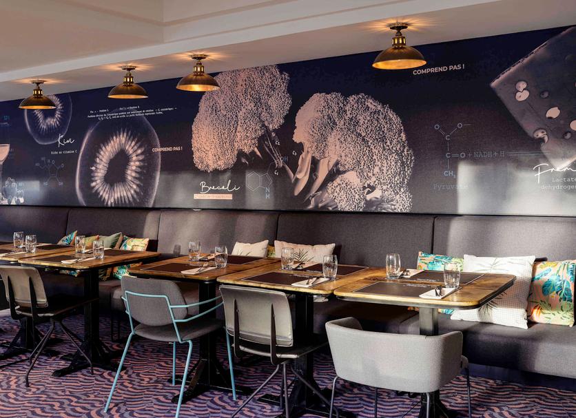 Restaurant Photo