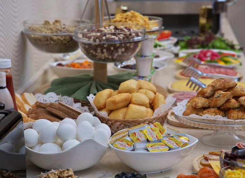 Buffet Photo