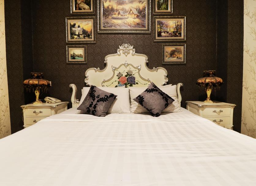 Bedroom Photo