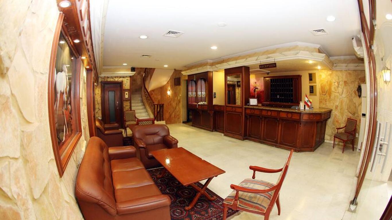 Le Marly Hotel