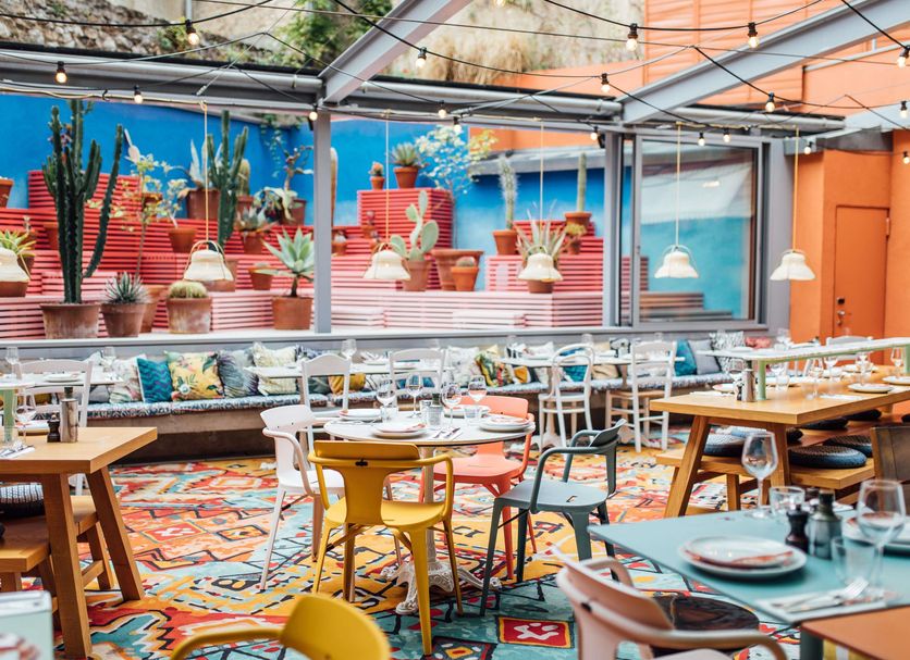 Restaurant Photo