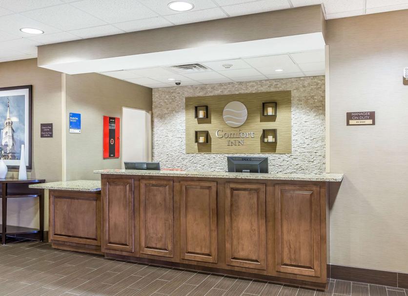 Front desk Photo