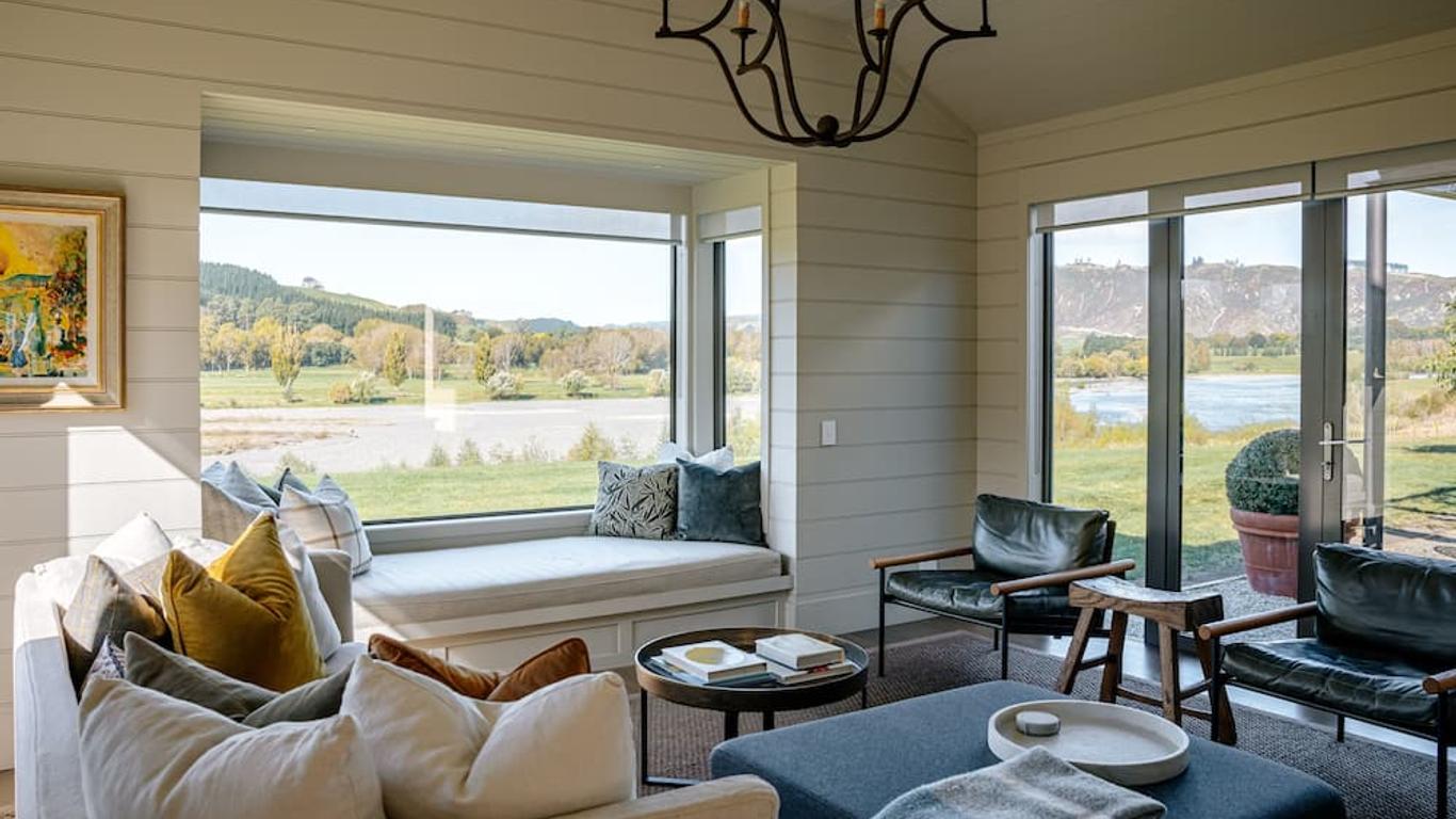 Craggy Range Luxury Vineyard Retreat