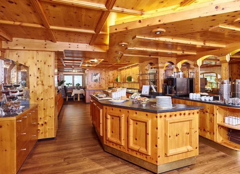 Buffet Photo