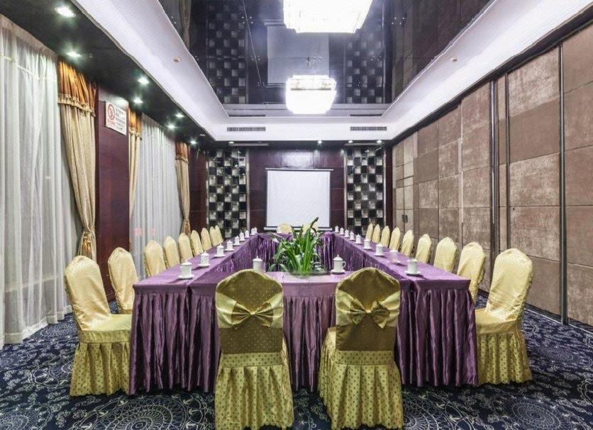 Conference room Photo