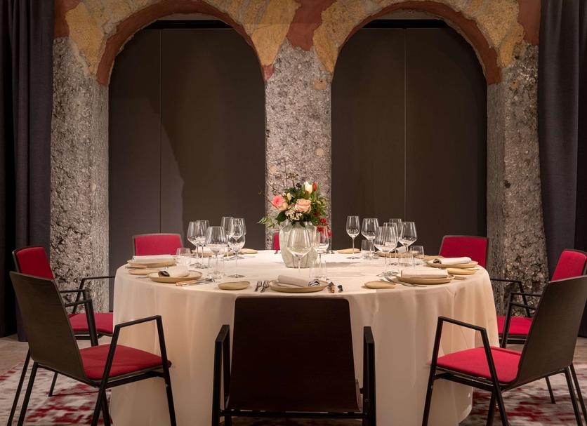 Banquet hall Photo