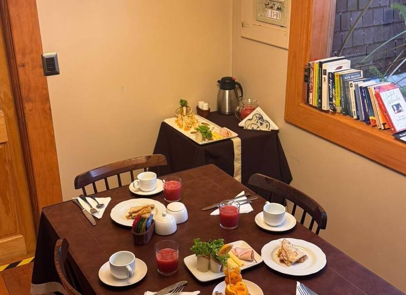 Dining room Photo