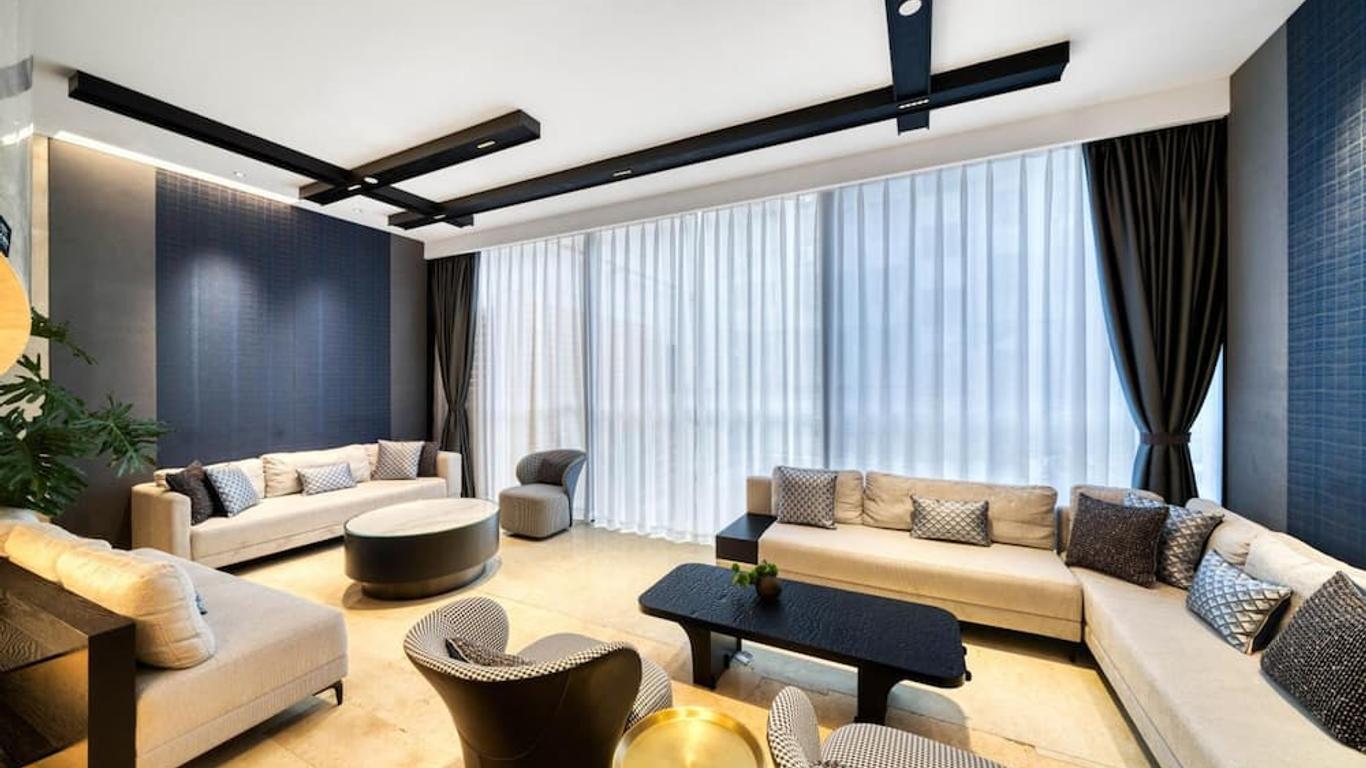 Yiwu International Mansion Hotel