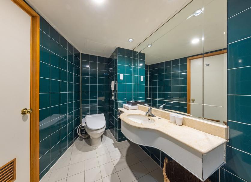 Bathroom Photo