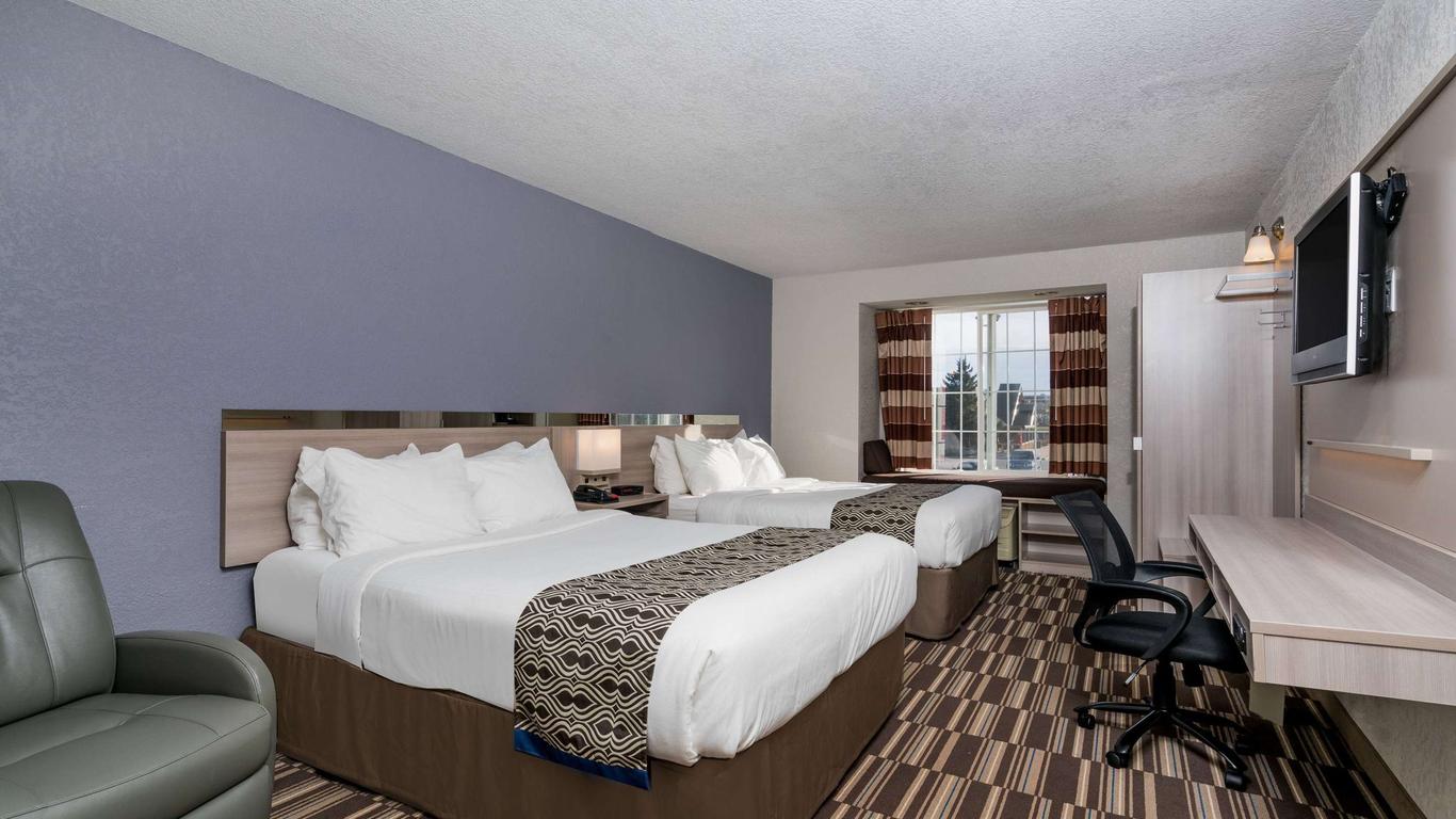Microtel Inn & Suites by Wyndham Rochester Mayo Clinic North