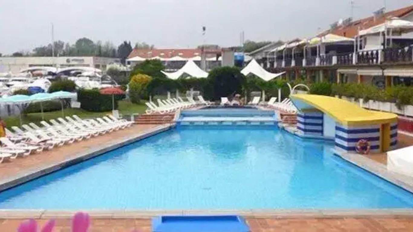 Hotel Marina Uno