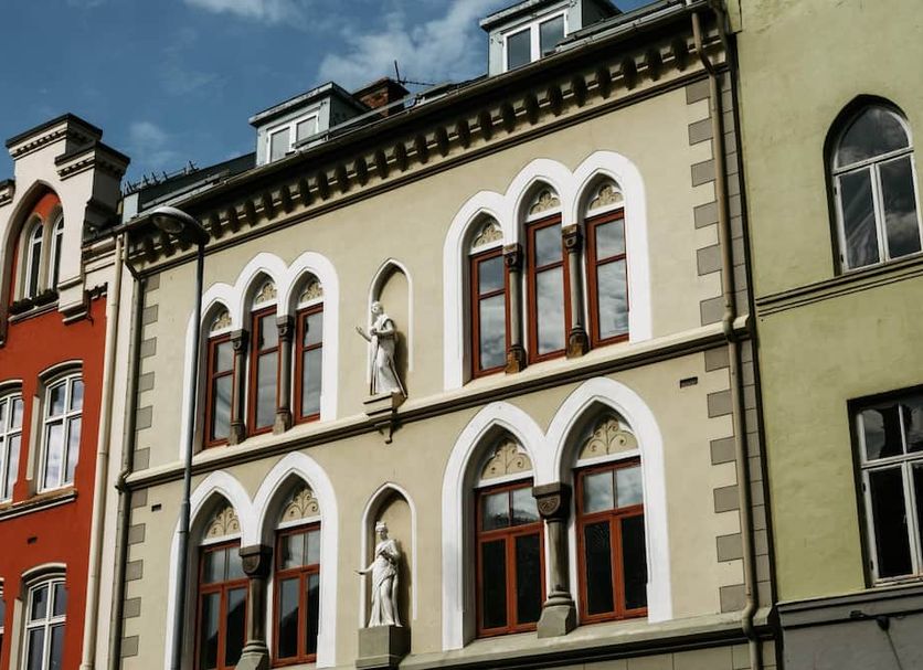 Building Photo