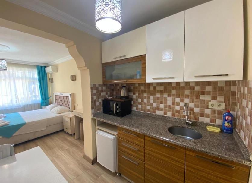 Kitchen Photo