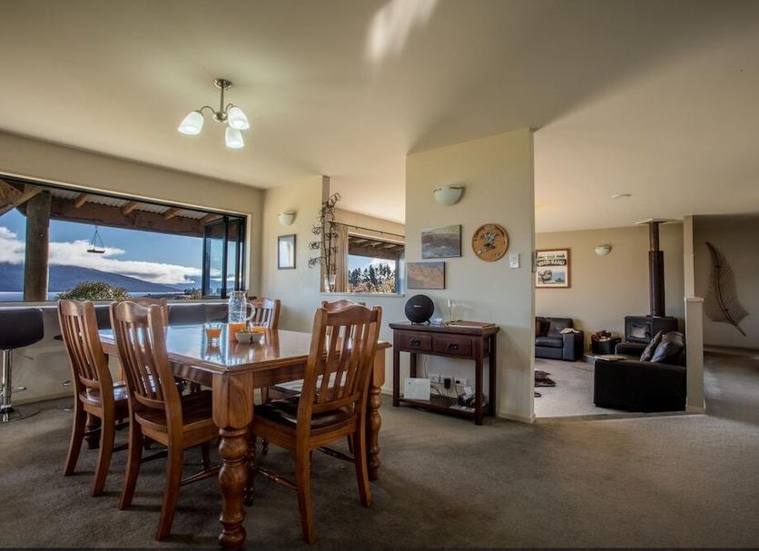 Dining room Photo