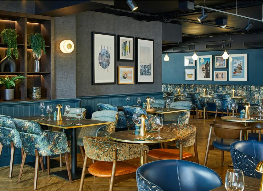 Restaurant Photo
