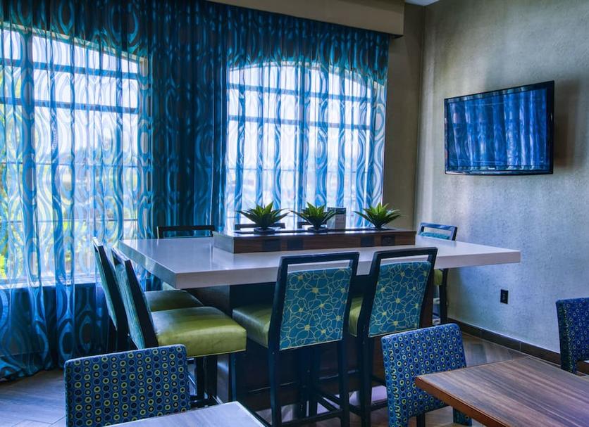 Dining room Photo