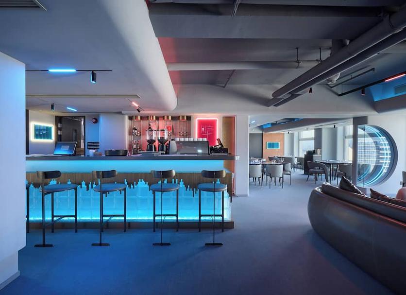 Bar Photo